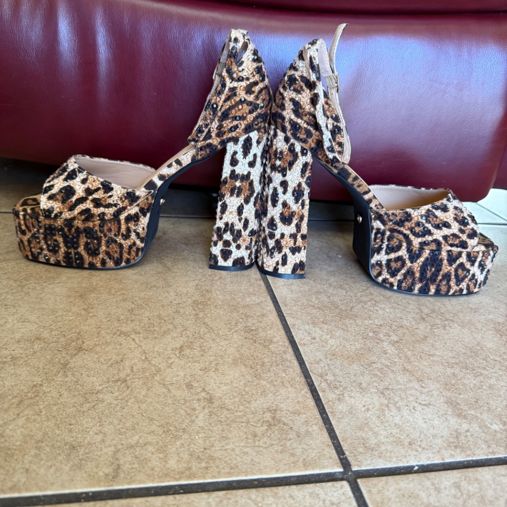 JUST ARRIVED;  Azalea Wang Wilmore Leopard  Rhinestone  Platform SZ 10 Orig $190 - Picture 8 of 15